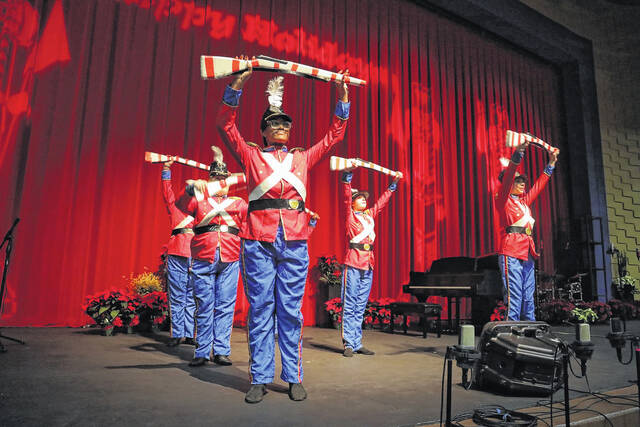 130153217_web1_thumbnail_holiday-extra
On Dec. 1, at 7:30 p.m. The University of North Carolina at Pembroke Music Department will host a Holiday Extravaganza in the Givens Performing Arts Center.
Courtesy photo | UNCP
