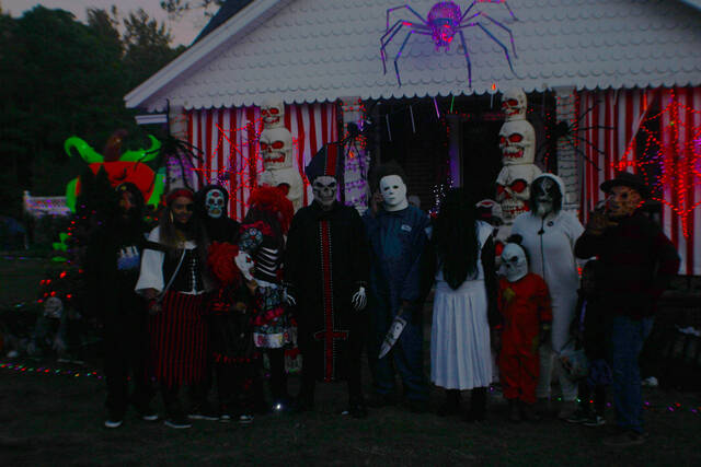 131907831_web1_Alfords
In their second year, the Alford family presented their spooky Halloween Walk Through Friday night located at 2526 Highway 381. Running from 7 p.m. until 9 p.m., the Alfords outdid themselves with new horrifying haunts and thrills this year.
Lauren Monica | Herald Advocate
