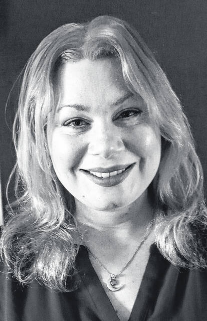 131972562_web1_lmonica_1
Lauren Monica