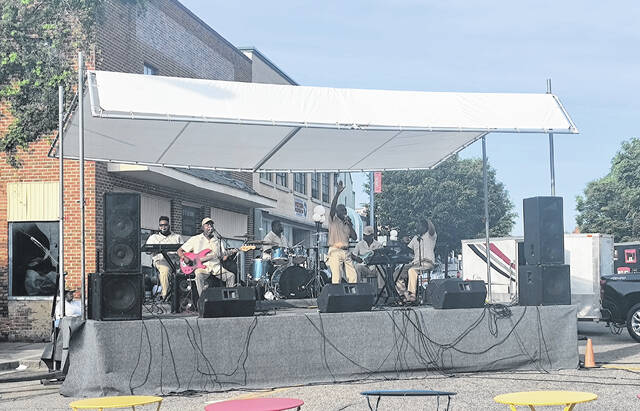 Presented by the City of Bennettsville, Songs of praise and worship flooded city streets as the much-anticipated highlight of the spring, Gospel on the Gulf, took over the stage set up at the end of Market Street Saturday afternoon.
                                 Lauren Monica | Herald Advocate