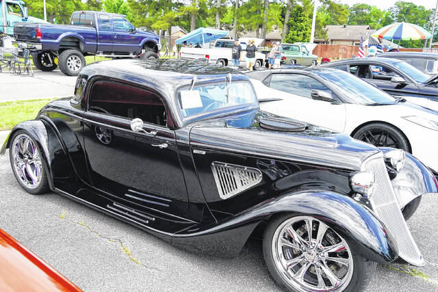 Best of Show - Justin Robertson of Cheraw with his 1933 Ford 3 Window
