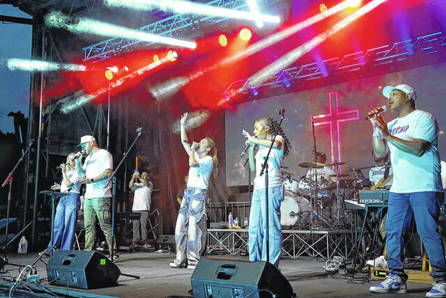 Night of Worship kicked off festivities Friday night